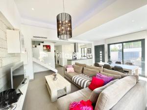 Villa Eivissa Ciudad Quesada by Villas&You