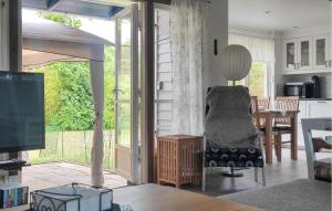 3 Bedroom Awesome Home In Nybrostrand