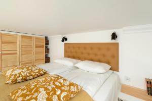 Nowoczesne Studia Blisko Centrum Gdańska by Rent like home