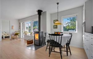 Awesome Home In Græsted With Wifi
