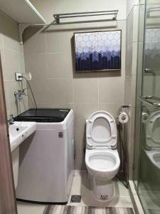 Stylist hideaway in d heart of MOA