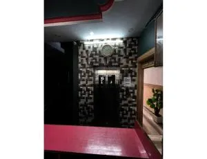 Hotel Mall Palace, Pithoragarh - Thal