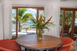 Babylon Beach Resort