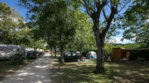 Campings Camping 4 etoiles - Piscine - eed0fi : photos des chambres