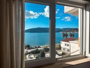 Sunny Coast - Zelenika