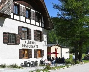 Albergo Ristorante Stazione Cavaglia - Prada