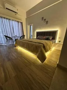 Urban Apartment Near Expo Mart - Sūrajpur