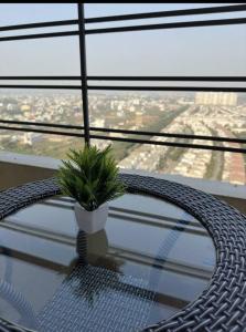 Urban Apartment Near Expo Mart