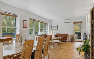Beautiful Home In Sjællands Odde