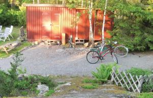 Cozy Home In Djurhamn With Wifi