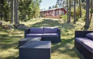 Cozy Home In Djurhamn With Wifi