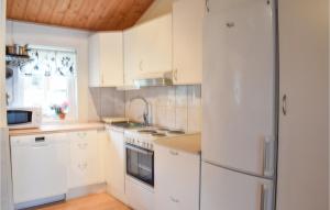 Cozy Home In Nässjö With House Sea View