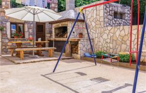 Nice Apartment In Novi Vinodolski