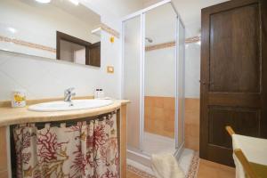 Villa Ginepro con Jacuzzi e Vista Mare img2