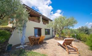 Villa Ginepro con Jacuzzi e Vista Mare img11
