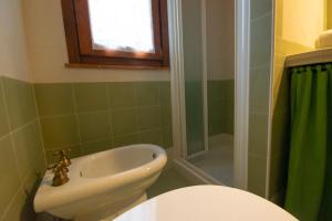 Villa Ginepro con Jacuzzi e Vista Mare img14