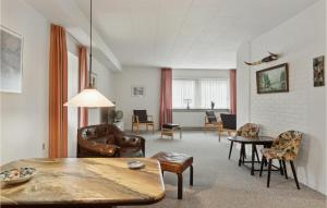 Cozy Home In Brovst With Kitchen