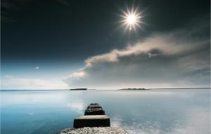 4 Bedroom Cozy Home In Zonnemaire