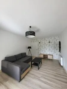 Maison proche de Fougères - 富热尔