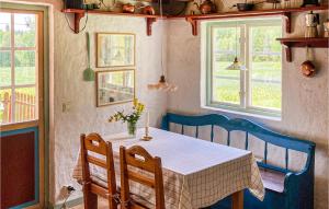 3 Bedroom Cozy Home In Hillared