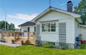 2 Bedroom Awesome Home In Brastad