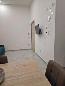 StoneHouseAnnalisa 3