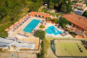 Campings Camping 4 etoiles - Piscine - ccaaeag : photos des chambres