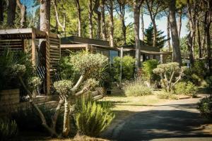 Campings Camping 4 etoiles - Piscine - ccaaeag : photos des chambres