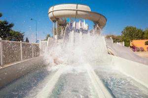 Campings Camping 4 etoiles - Piscine - ccaaeag : photos des chambres