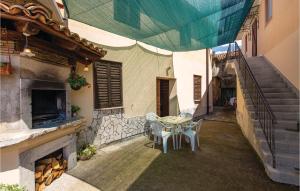 Lovely Apartment In Bregi With Wifi