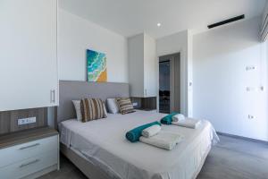 Myrtle Villa by Vintage Travel