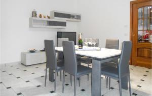Amazing Apartment In Tortoreto Lido