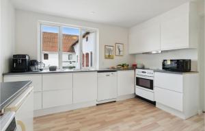 Gorgeous Home In Hasle