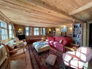 300 years old Chalet close to Center ski-lift