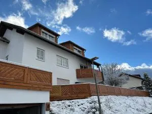 Haus zum Wald - 富特旺根