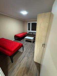 New & modern 3room flat Haubitzer Lake- close to Autobahn A38 A72 - Leipzig - Borna- Markkleeberg & Neuseeland by respect host