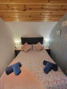The Galloway Steading - The Stag Hoose family cabin with Preheated Hot Tub and Fire Pit