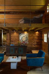 Renovated Chalet on Top of the Picturesque Village
