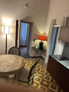 Luxury house Empire 96