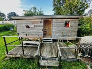 Chalet room in Camping Le pommier rustique