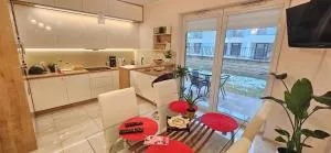 Apartament Cyrkoniowa - Zemborzyce Dolne