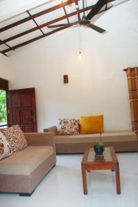 Thrisha home Stay