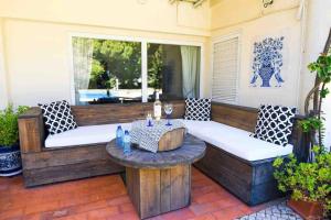 Vale do Lobo 5 Bed Villa with Large Pool overlooking Golf Course