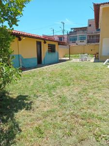 house with pool and 5 bedrooms