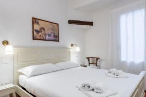 Bargello Apartment