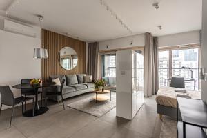 P&O Apartments Mennica Residence X