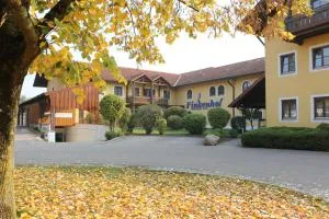 Appartement Hotel Finkenhof - Altheim