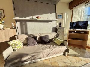 Appartements Studio ski-in/ski-out a Notre-Dame-de-Bellecombe, piscine, tennis, parking - 4 personnes - FR-1-595-3 : photos des chambres