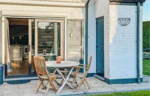 2 Bedroom Pet Friendly Home In Westende