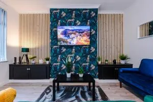 Beautiful Home In Bolton - Lostock